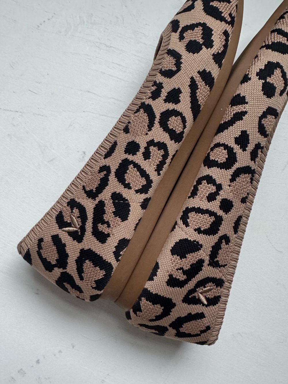 VIVAIA Aria 5º Pointed-Toe Knit Flats - Picture 9 of 15